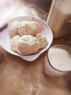 Skinny meat buns