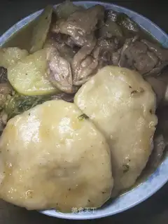 Home-cooked chicks have cakes