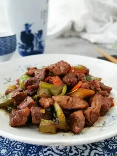 Black pepper beef