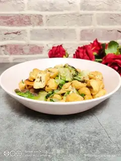 Soccer root and tofu