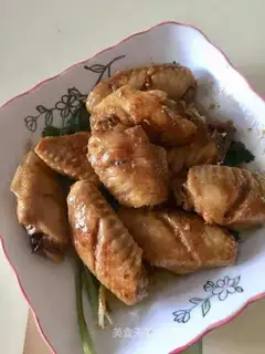 Red chicken wings