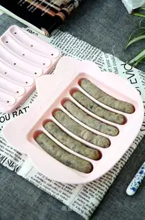 Black pepper beef sausage