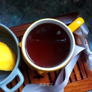 Orange red dates for tea