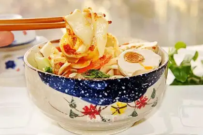 Hot noodles