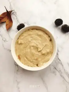Milk pecan cheese