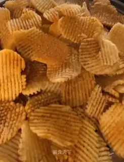 Cream chips