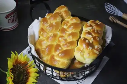 Lavender bread