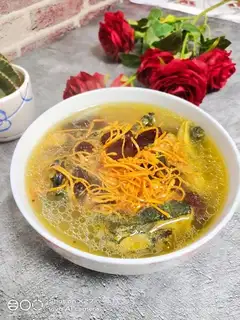 Weeds, chicken, red date soup