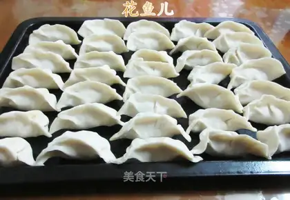 ♪ Egg-dry-dry-bucket dumplings ♪