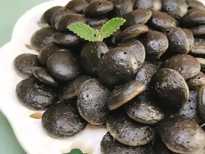 Sesame egg cookies