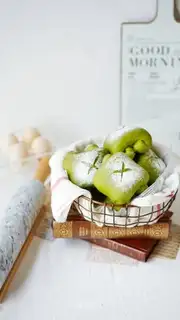 Tea Day rolls
