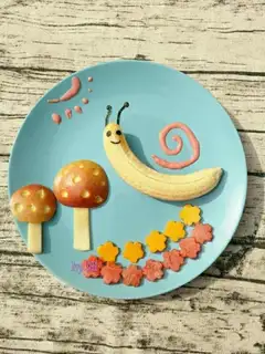 Lovely banana snail