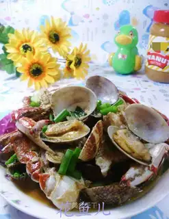 Flower clams and crabs
