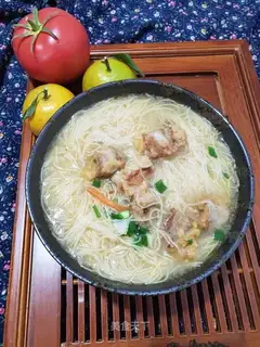 Bamboo sausage soup