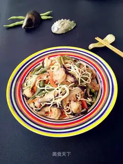 Shrimp noodles