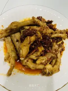 Spicy chicken claws