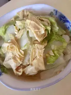 Bean-skin and cabbage