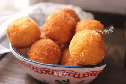 Red potato cheese ball