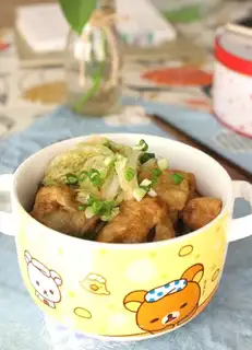 Noodles and pork stew