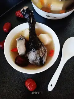 A rooster's soup