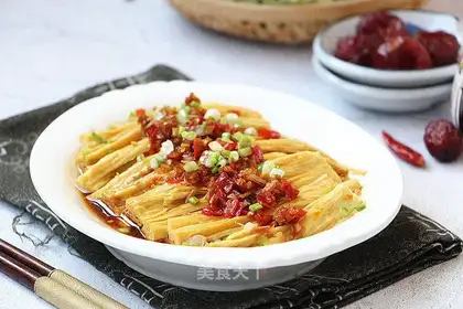 Golden mushrooms steaming bamboo