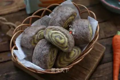 Black melon double rolls