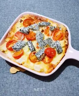Milk and fruit pizza