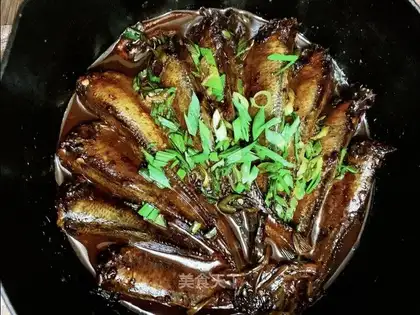 Red-burned yellowfish