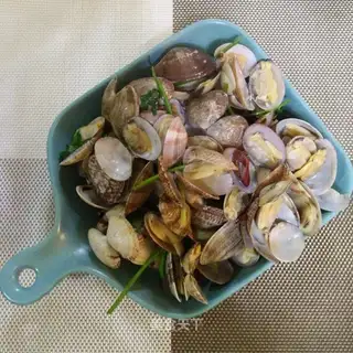 Spicy clams