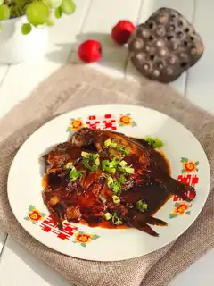 Red-burned even fish