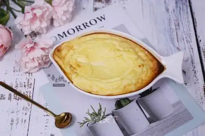 Low-fat yogurt cake