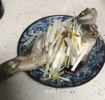 Vacuate herring