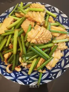 Squids with garlic