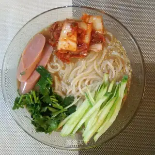 Cold noodles