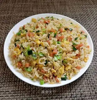 Sacked ham and egg fried rice