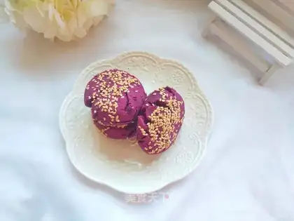 Potato sesame cake