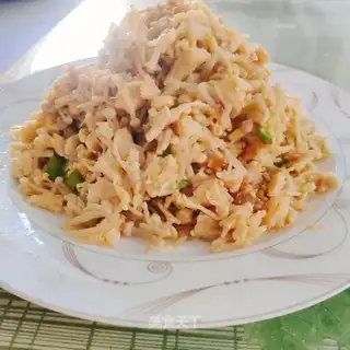 Golden fungus fried eggs