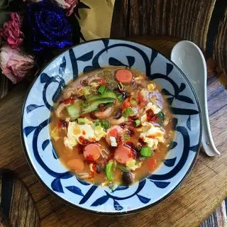 Spicy fungus shrimp soup