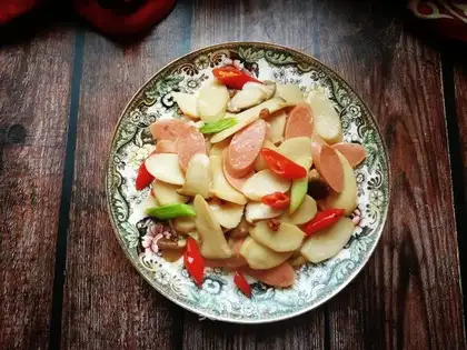 Apricot and ham sausage