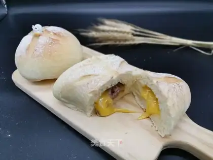 Gold ham cheese bread