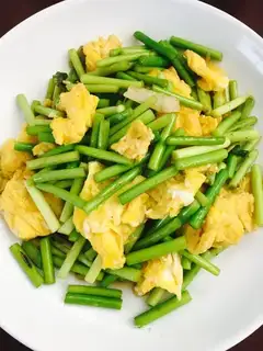 Garlic fried eggs