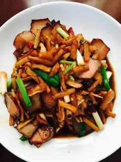Rhodish and gravy