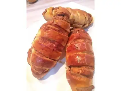 caterpillar bean bread