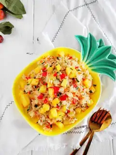 Pineapple five-colored rice