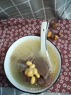 Cowbone soup