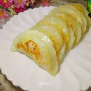An egg box for a caterer fan