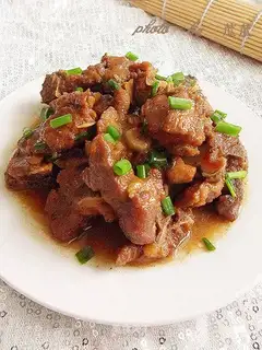 braised pork ribs