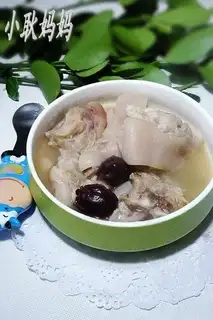 Angelica pig's feet soup