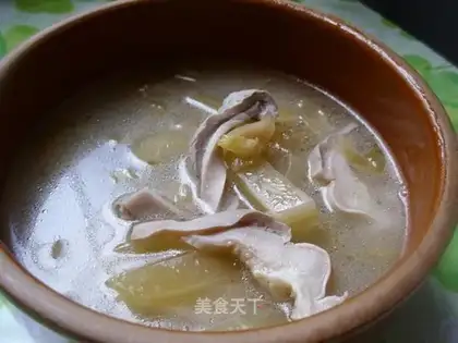 Boiled pork tripe with pickled vegetables