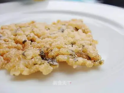 Crispy crispy crispy rice with seaweed